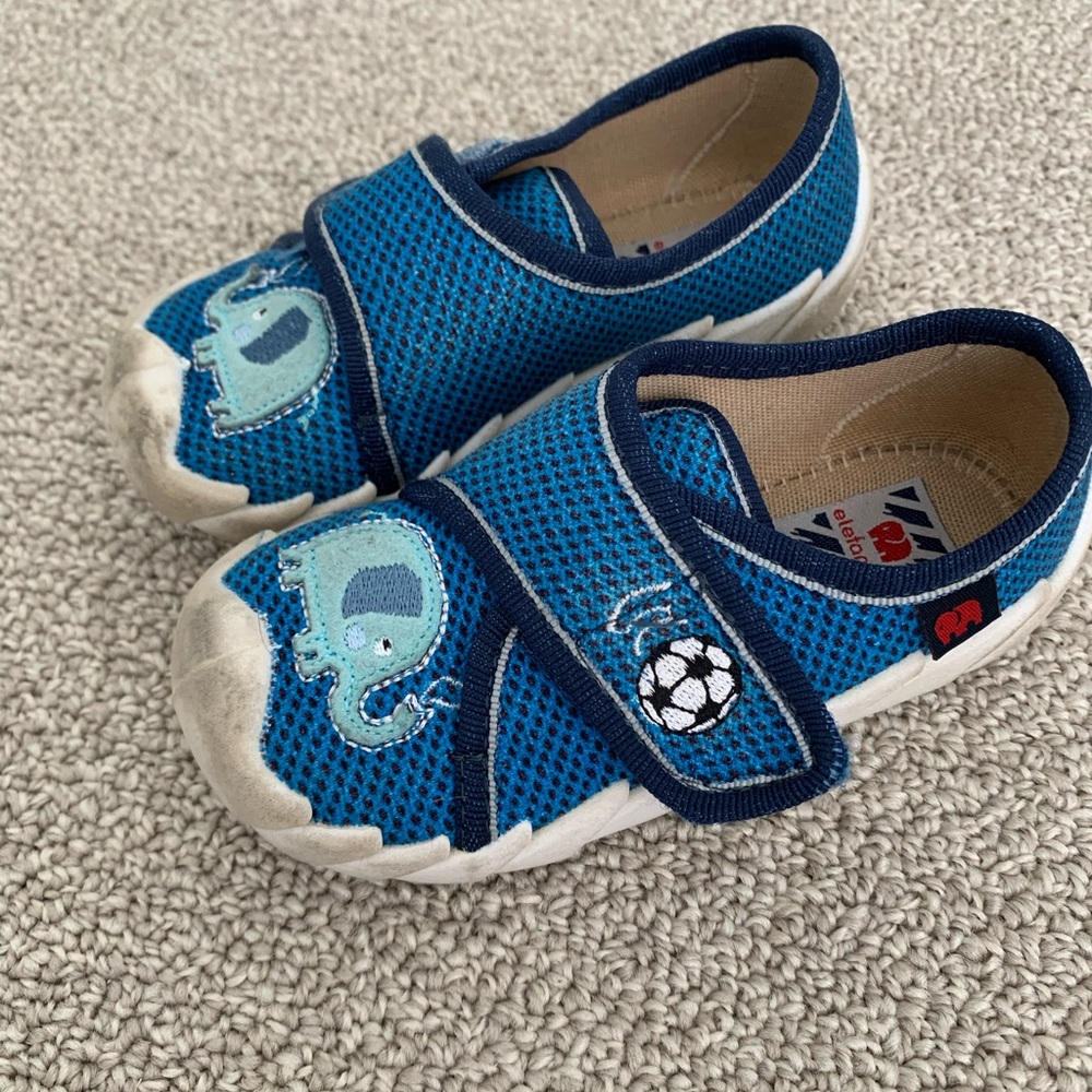 Indoor toddler shoes